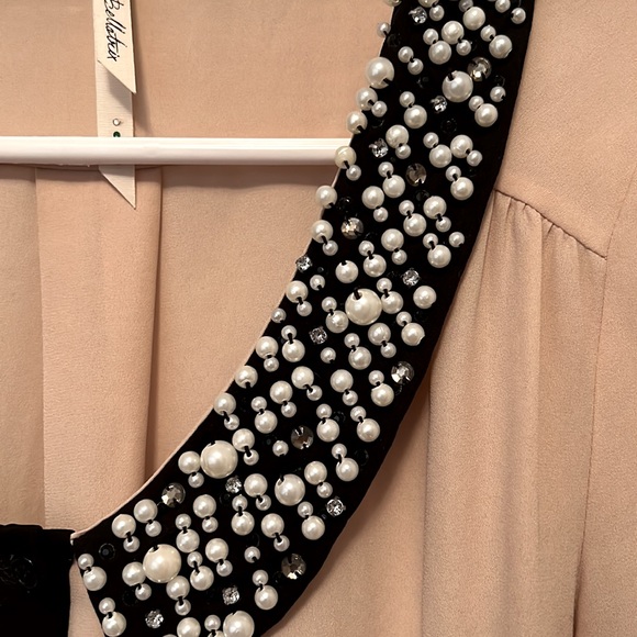 Pale pink button up with pearl and crystal embellishment. - Picture 3 of 4